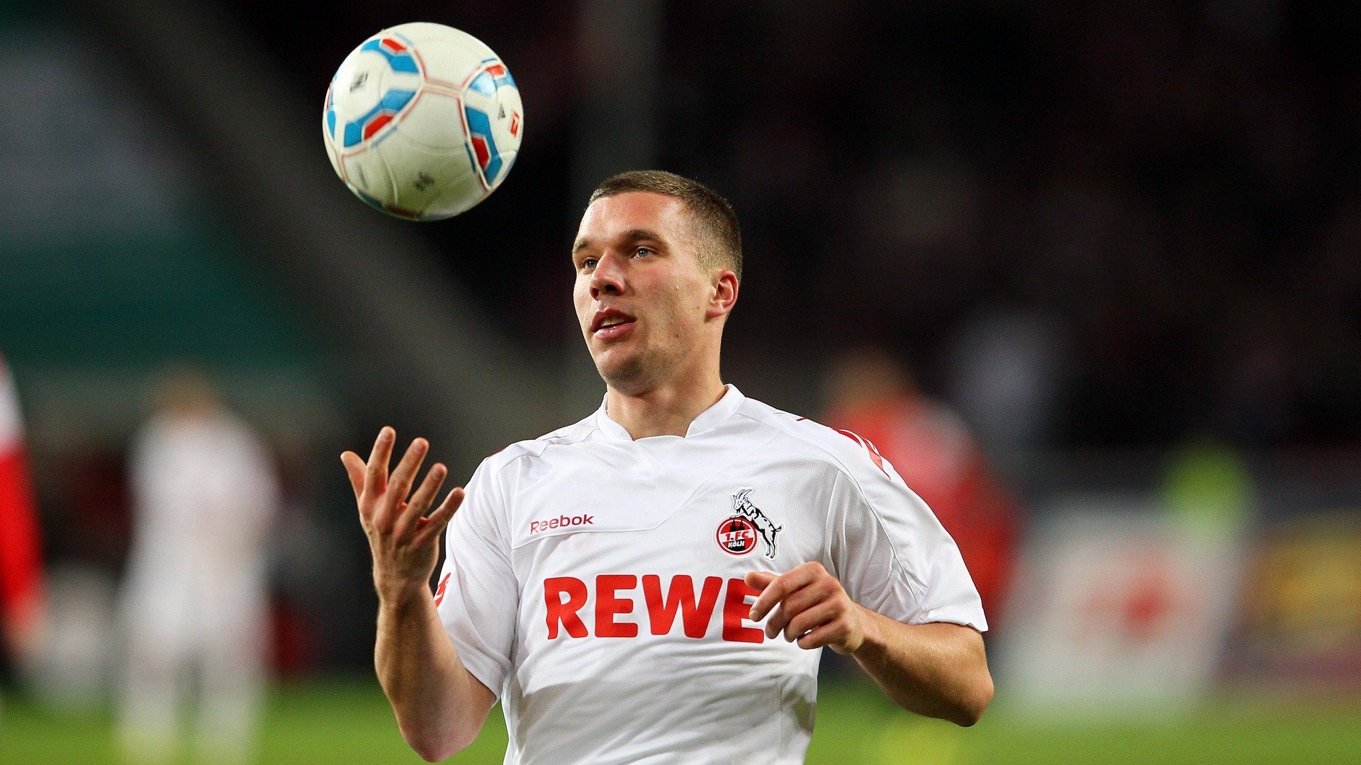 凯撒酋长计划举办国内足球训练营，促进交流，凯撒大帝是哪位足球运动员